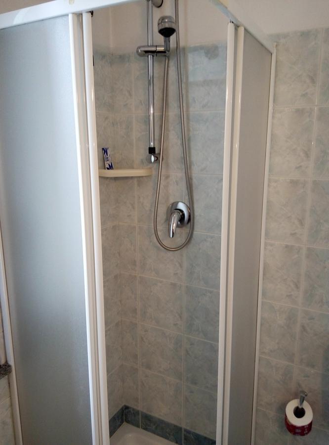 נוברה Hotel Cristallo מראה חיצוני תמונה